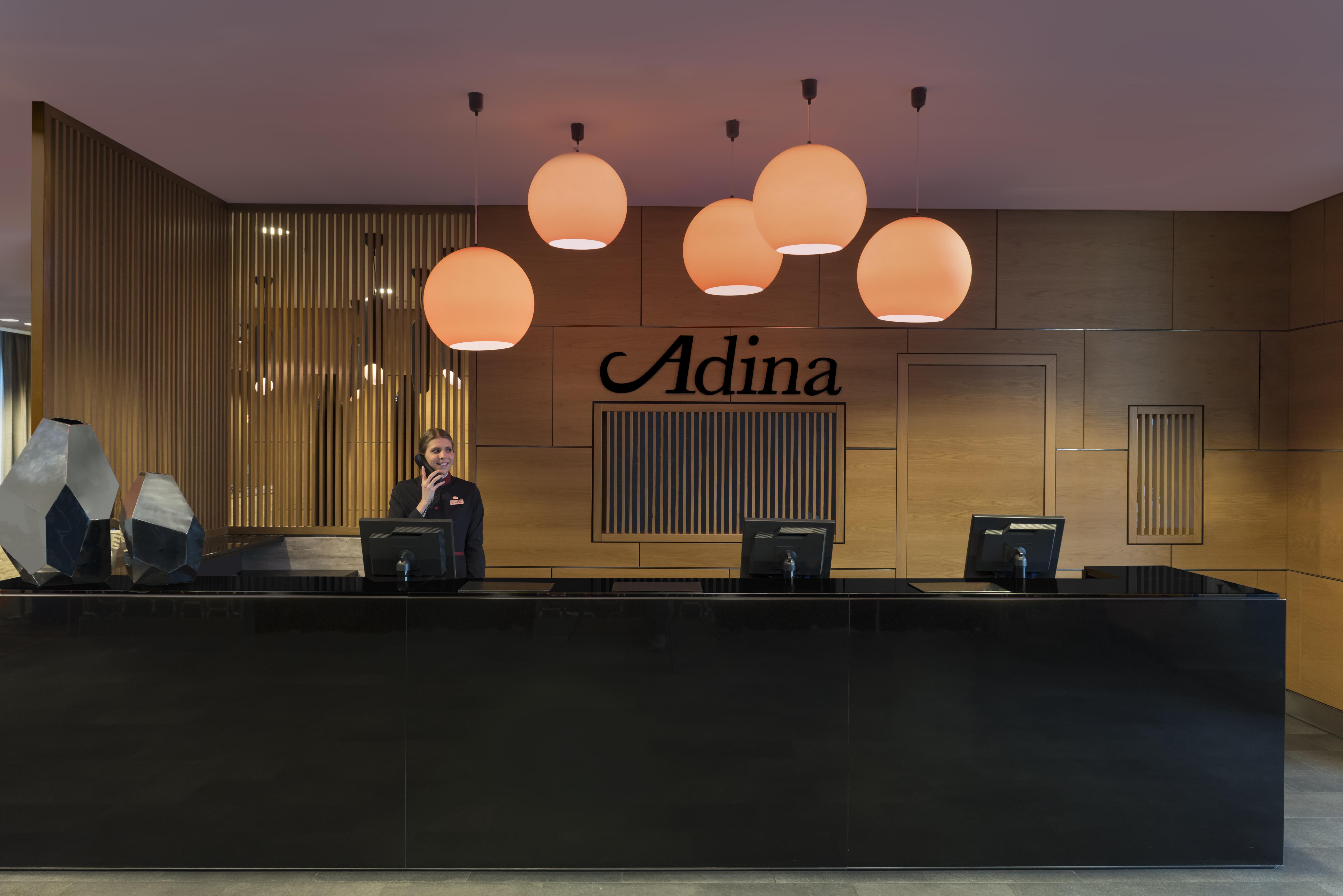 Adina Apartment Hotel Berlin Hackescher Markt — תמונות 3
